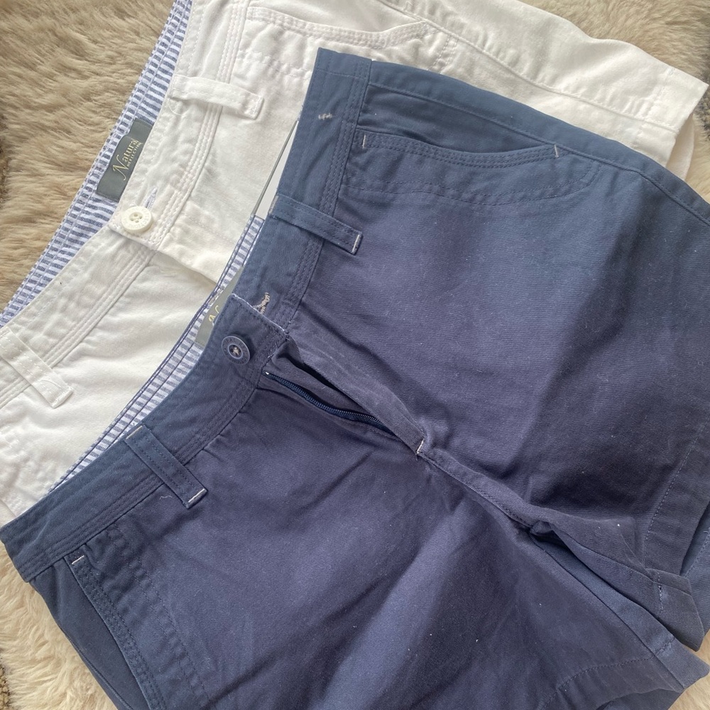 Two pairs natural reflection shorts